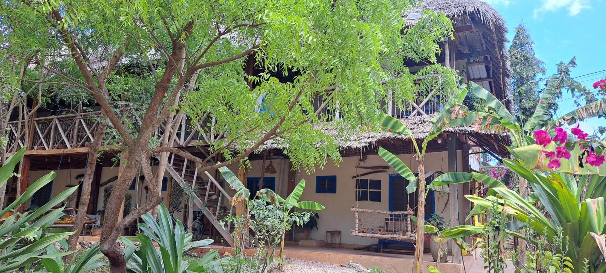 Bed & Breakfast Mawingu *